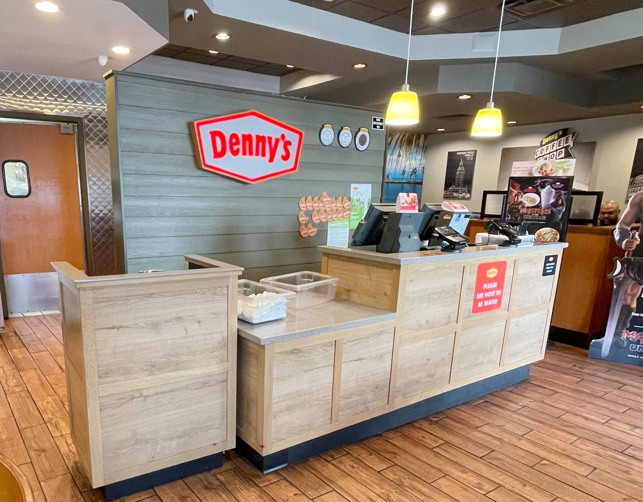 Denny’s front counter